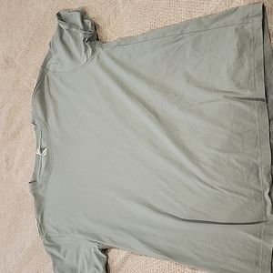 Lululemon All Yours Tee sz 8